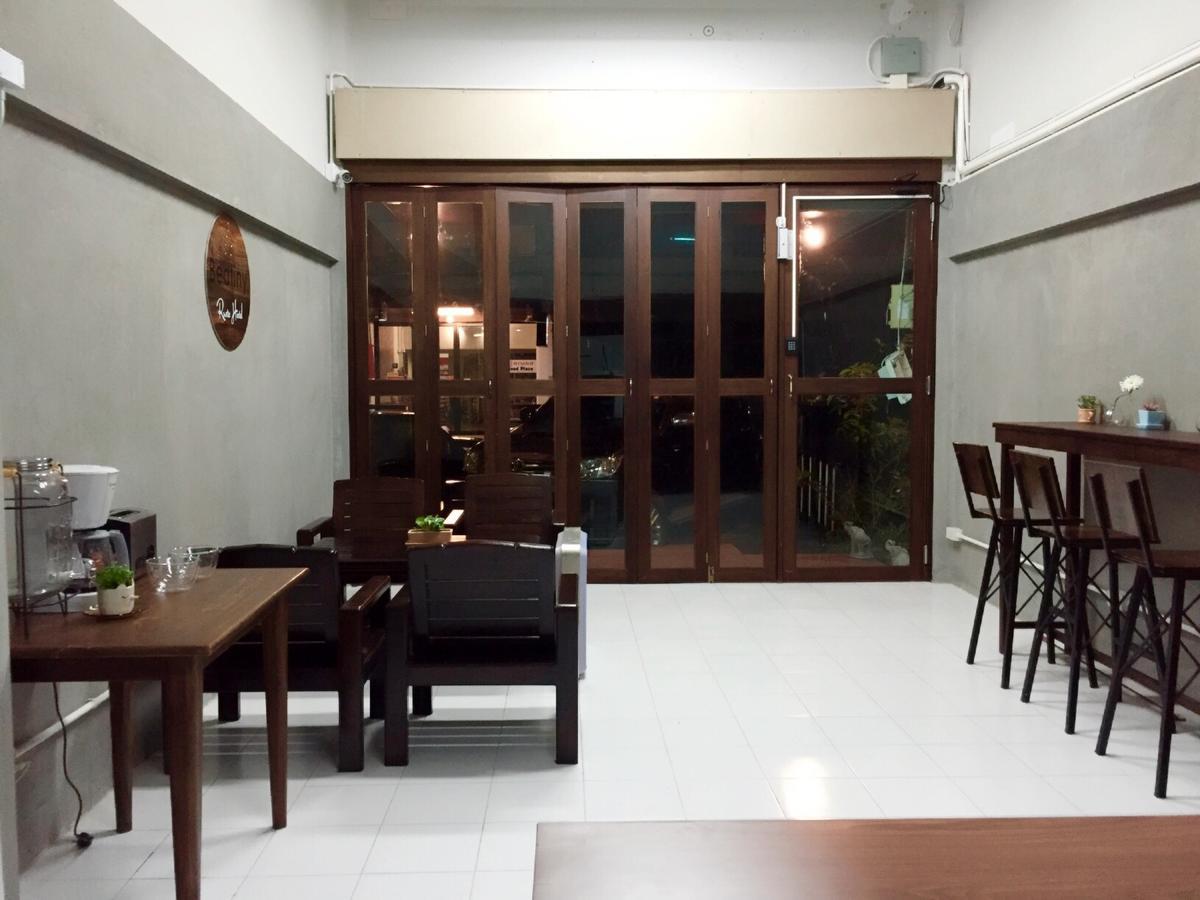 Bedtiny Hostel (Adults Only) Chiang Mai Ngoại thất bức ảnh